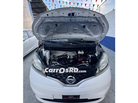 Nissan NV Minivan en venta