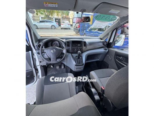 Nissan NV Minivan en venta
