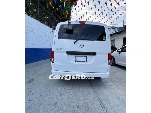Nissan NV Minivan en venta
