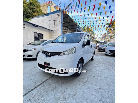 Nissan NV Minivan en venta
