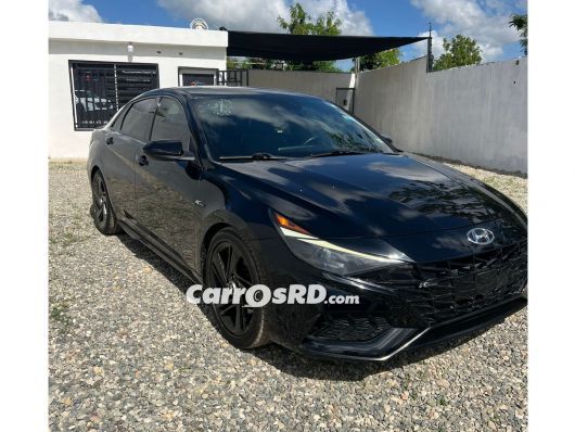 Hyundai Elantra Carros en venta