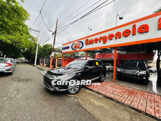 Mitsubishi Outlander Jeepeta en venta