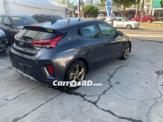 Hyundai Veloster Básico