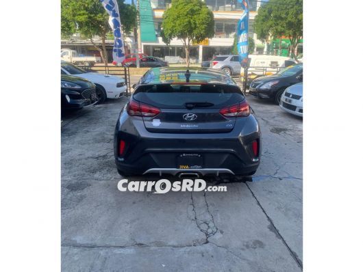 Hyundai Veloster Carros en venta