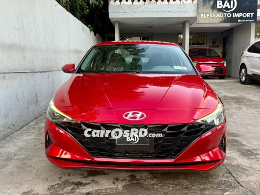 Hyundai Elantra Carros en venta