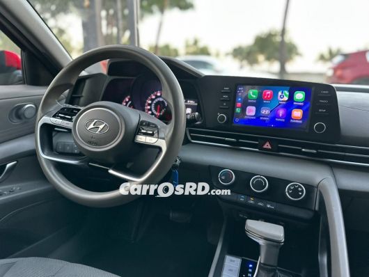 Hyundai Elantra Carros en venta