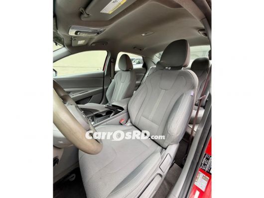 Hyundai Elantra Carros en venta