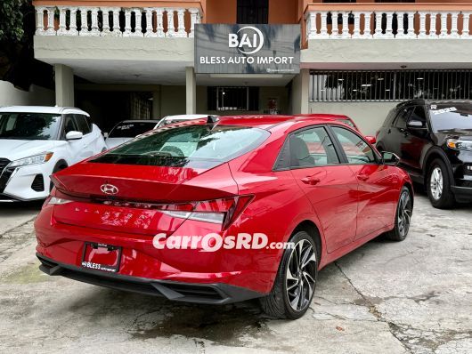 Hyundai Elantra Carros en venta