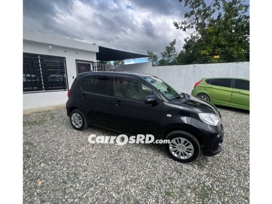 Toyota Passo Carros en venta