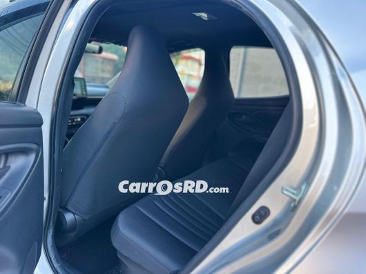 Toyota Yaris Carros en venta