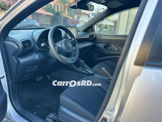 Toyota Yaris Carros en venta