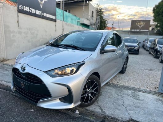 Toyota Yaris Básico en venta