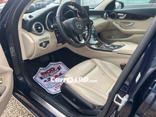 Mercedes-Benz Clase C Carros en venta