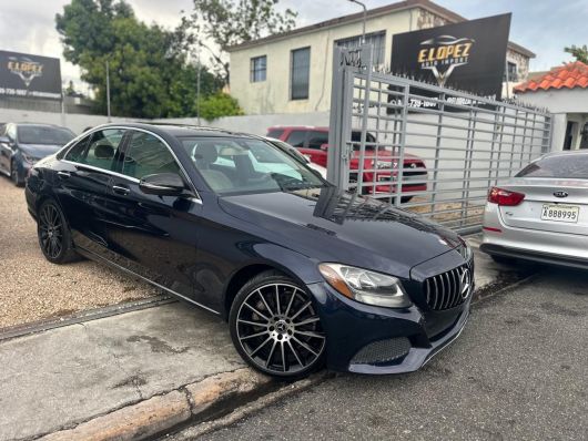 Mercedes-Benz Clase C 300 en venta
