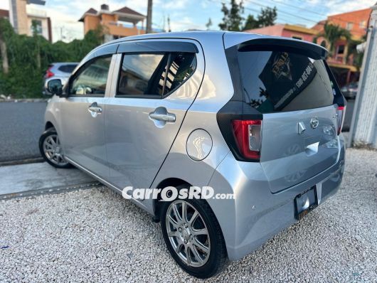 Daihatsu Mira Carros en venta