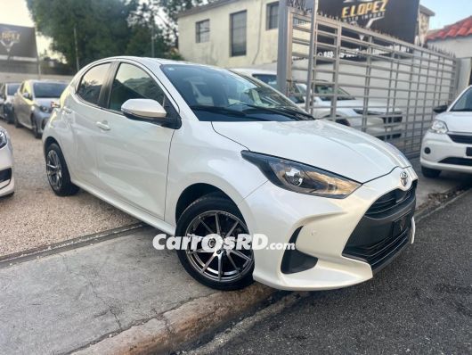 Toyota Yaris Carros en venta