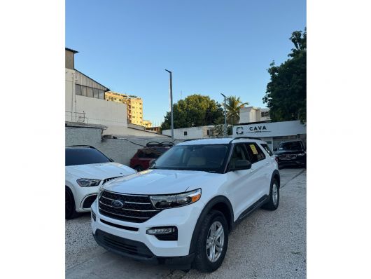 Ford Explorer XLT en venta