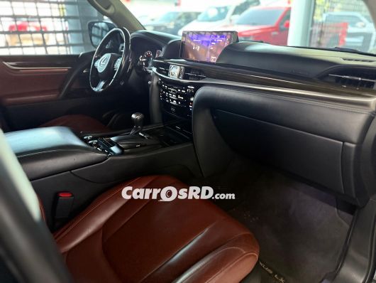 Lexus LX Jeepeta en venta