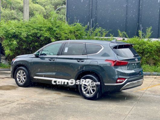Hyundai Grand Santa Fe Jeep en venta