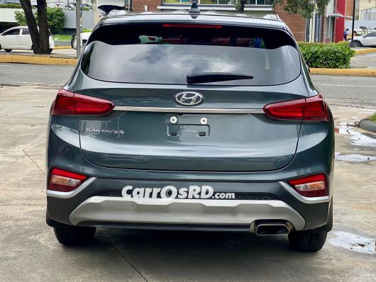 Hyundai Grand Santa Fe Jeep en venta