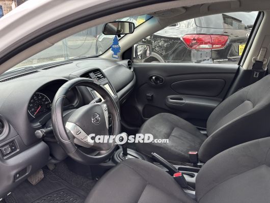 Nissan Versa Carros en venta