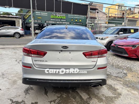 Kia Optima Carros en venta