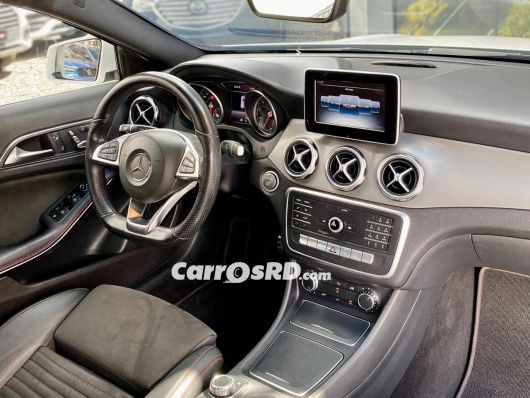 Mercedes-Benz Clase GLA Hatchback en venta