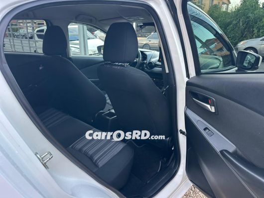 Mazda 2 Carros en venta