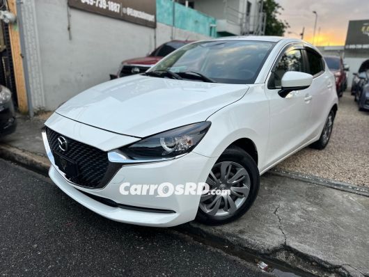 Mazda 2 Carros en venta