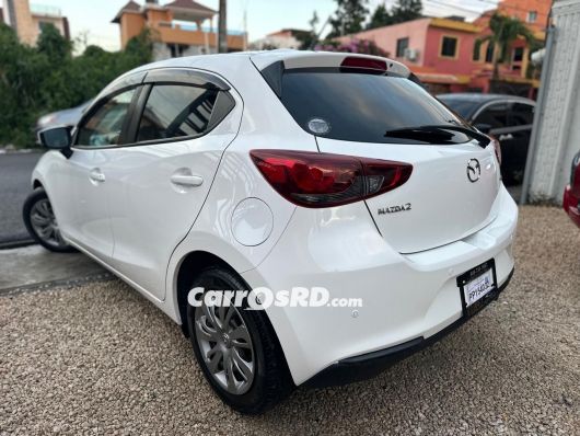 Mazda 2 Carros en venta