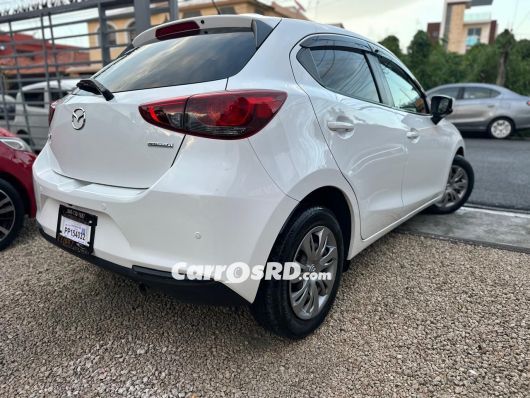 Mazda 2 Carros en venta
