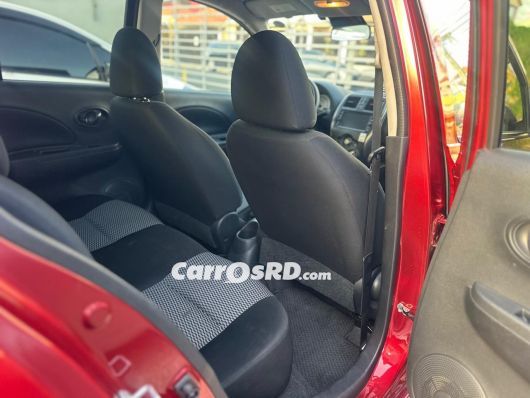 Nissan March Carros en venta