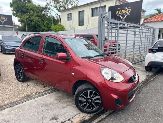 Nissan March Básico en venta