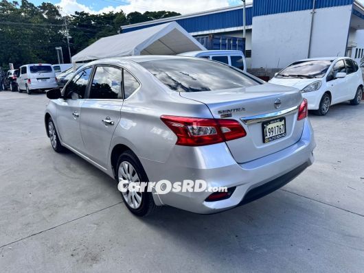 Nissan Sentra Carros en venta