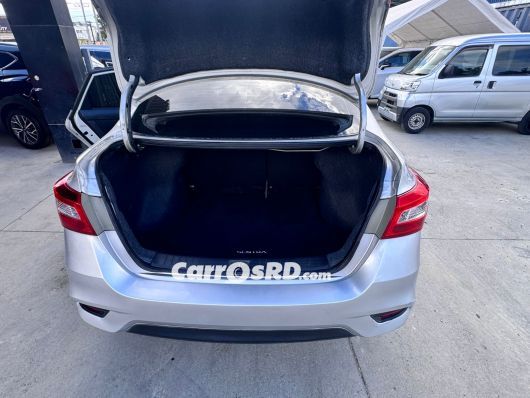 Nissan Sentra Carros en venta