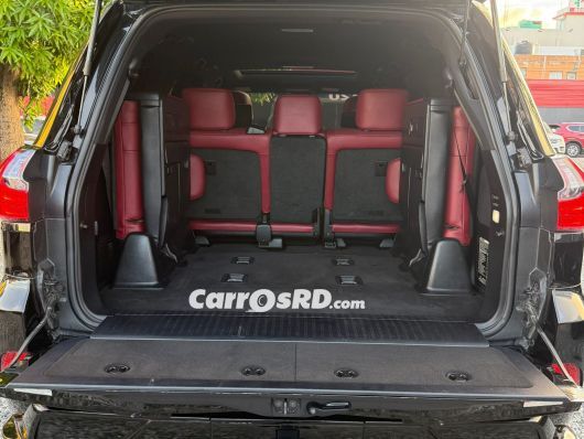 Lexus LX Jeepeta en venta