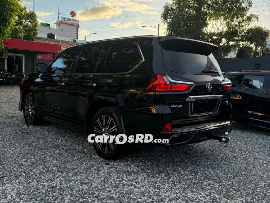 Lexus LX Jeepeta en venta