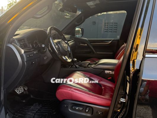 Lexus LX Jeepeta en venta