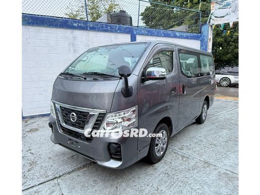 Nissan NV Autobus en venta