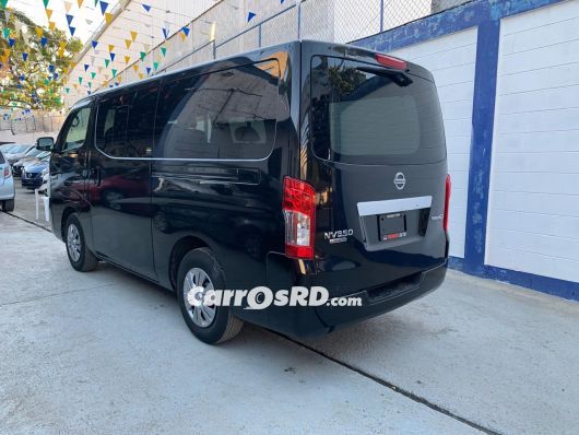 Nissan NV Autobus en venta