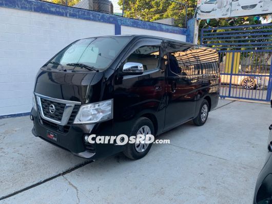 Nissan NV Autobus en venta