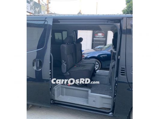 Nissan NV Autobus en venta