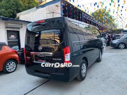 Nissan NV Autobus en venta