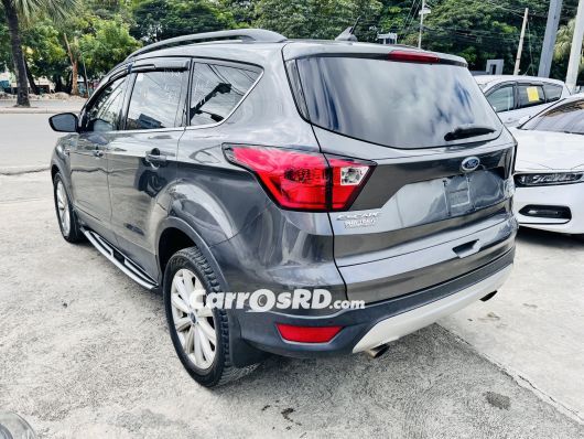 Ford Escape Jeepeta en venta