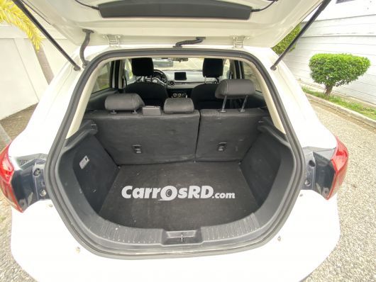 Mazda Demio Carros en venta