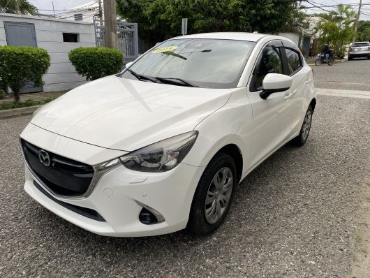 Mazda Demio Básico