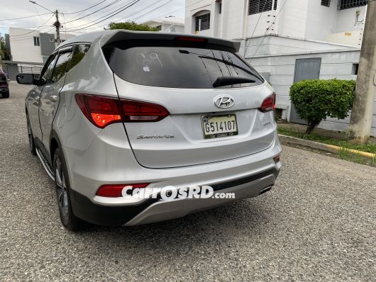 Hyundai Santa Fe Jeepeta en venta
