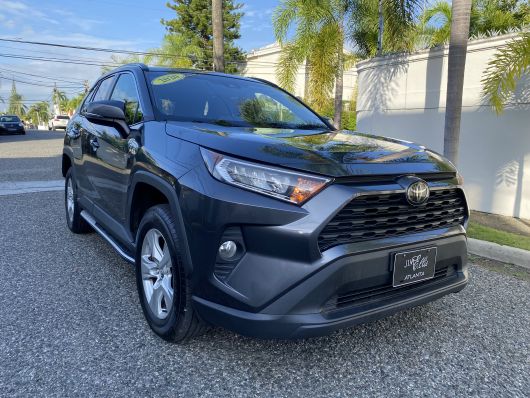 Toyota RAV4 XLE en venta