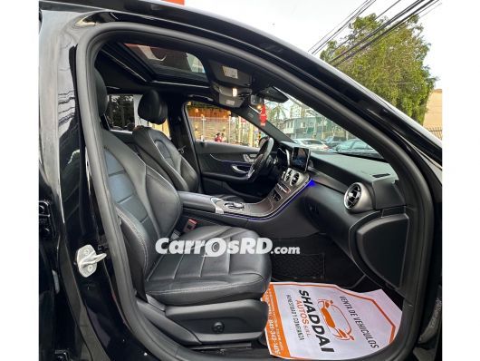 Mercedes-Benz Clase C Carros en venta