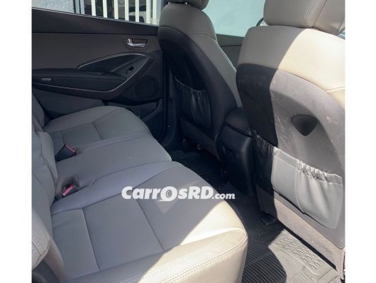 Hyundai Grand Santa Fe Jeepeta en venta